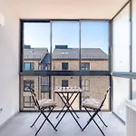 Modern 80kvm I Balcony I Parking I Cohost Apartman *