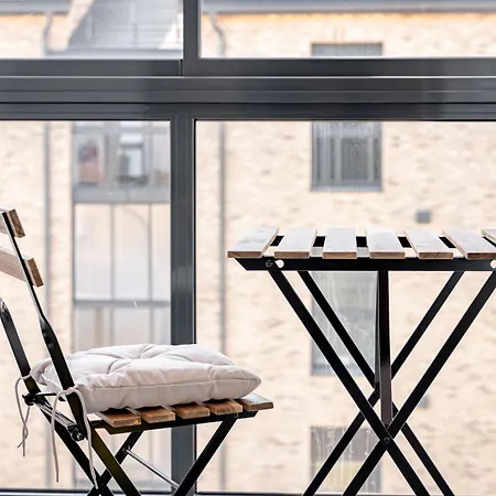 דירה Modern 80kvm I Balcony I Parking I Cohost *