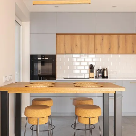 Modern 80m2 I Balcony I Parking I Cohost Klaipėda
