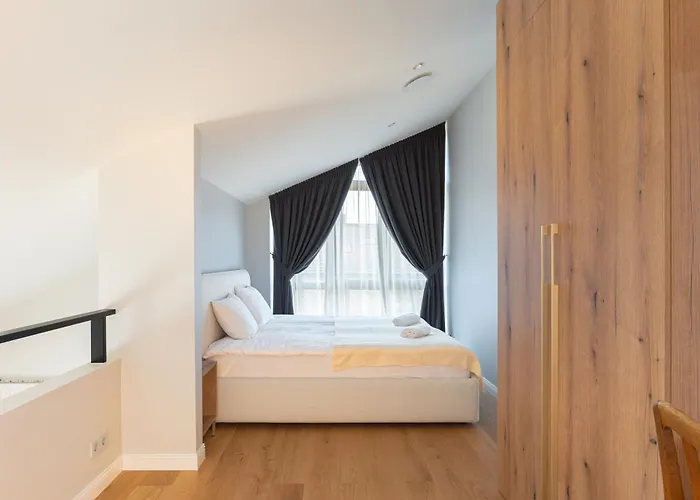 Modern 80kvm I Balcony I Parking I Cohost