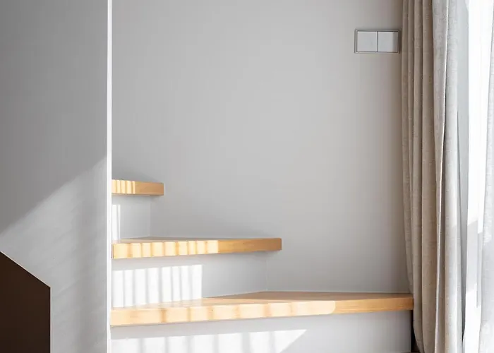 Modern 80kvm I Balcony I Parking I Cohost *