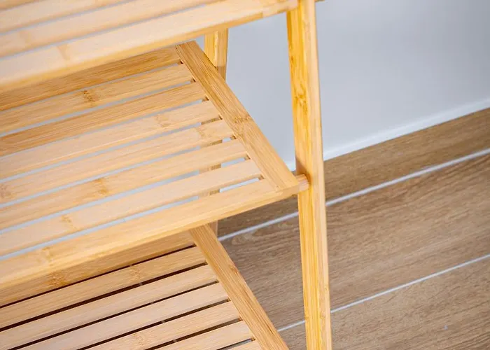 Modern 80kvm I Balcony I Parking I Cohost קלייפדה